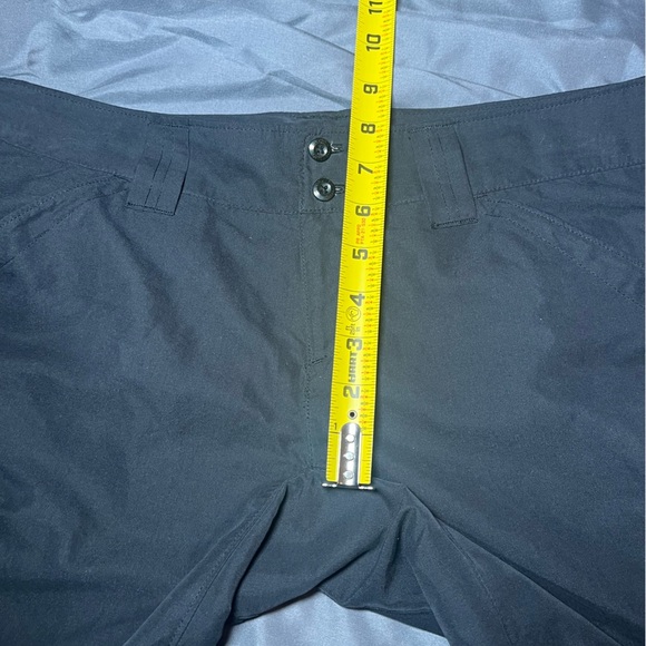 Columbia women’s sz 4 black capris, below knee length - Picture 13 of 13